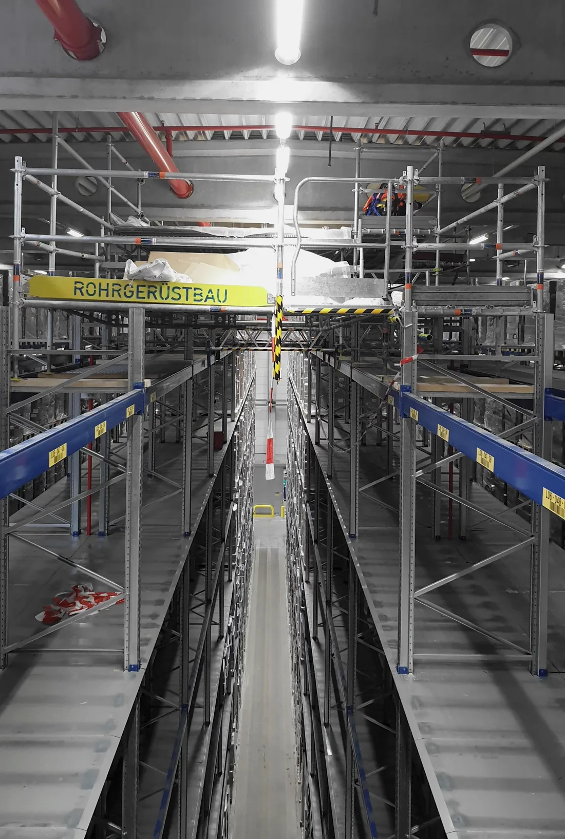 Special scaffolding inside a high-bay warehouse